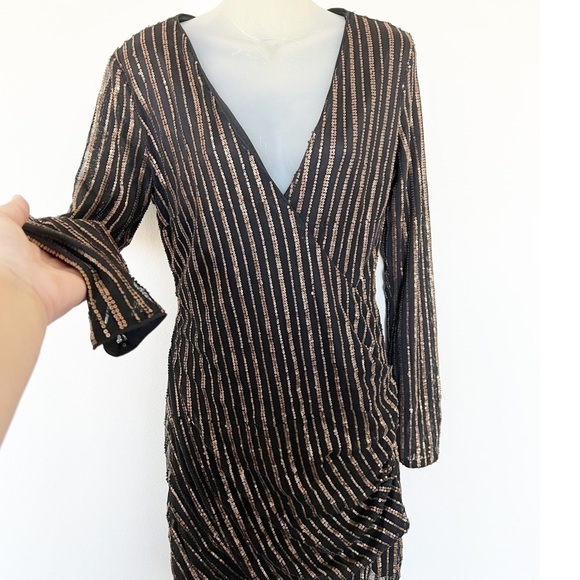 The Jetset Diaries x Revolve Womens Black Mini Gold Sequin Dress Sz M - Picture 3 of 11